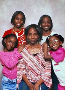nyckie b and her 4 daughters